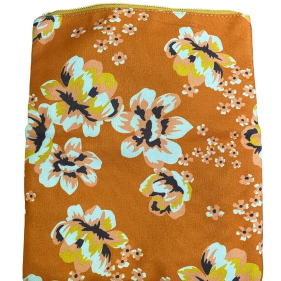 Rachel Pally Reversible Floral Clutch – Mustard/Yellow, Minor Flaws - Picture 5 of 11